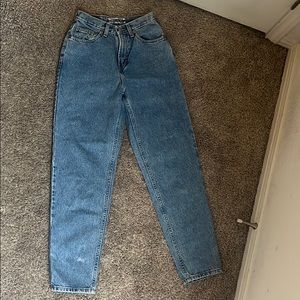 Women’s vintage gap jeans